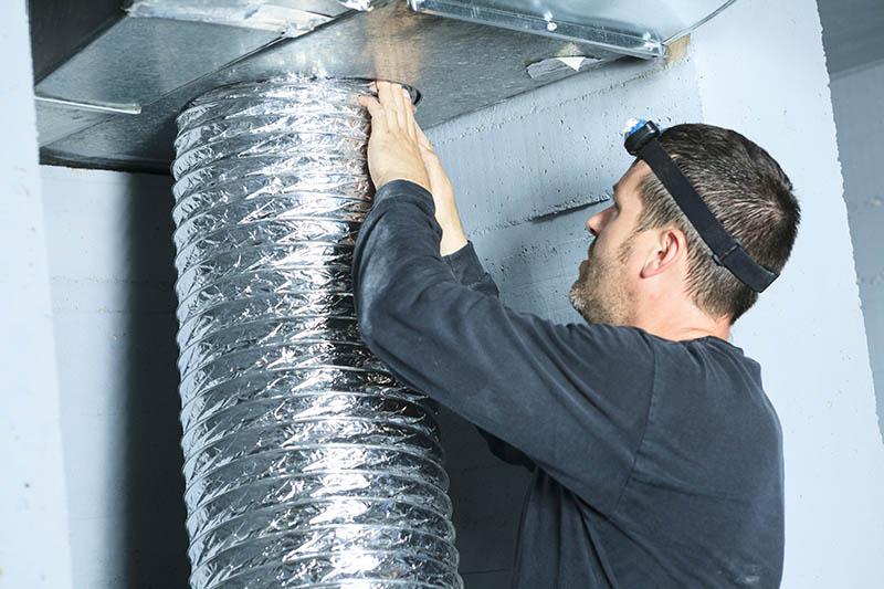3 Common Signs Your Home’s Ducts Need to be Cleaned